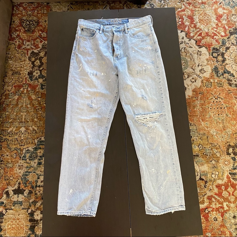 NWOT GAP 1969 Paint Splattered Distressed Jeans
